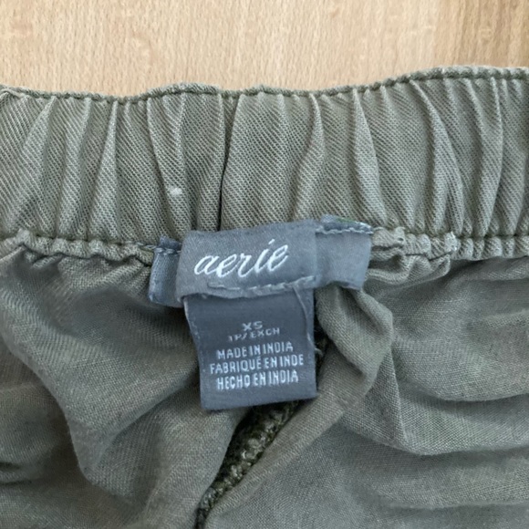 Green Aerie shorts, size xs - Picture 2 of 2